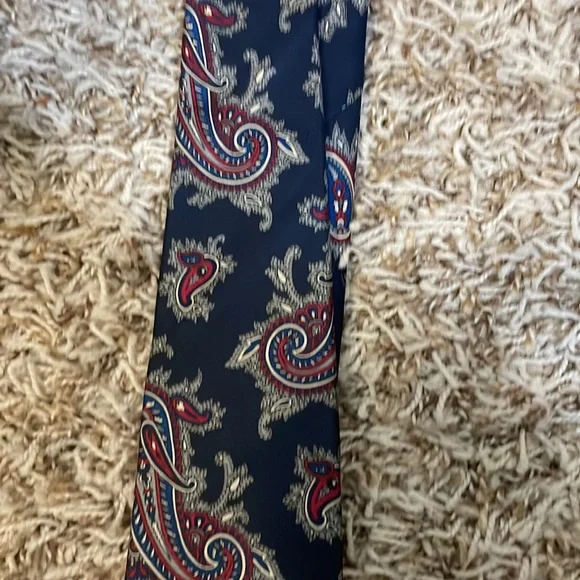 Christian Dior Blue Red & White Paisley All Silk Tie - Picture 9 of 16